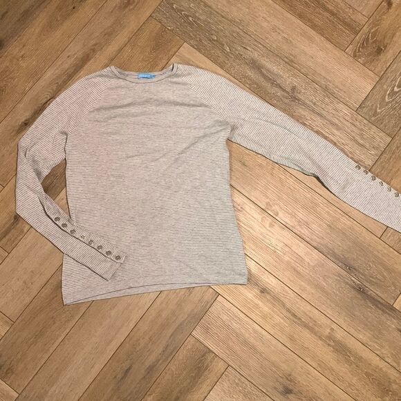 J.McLaughlin Button Sleeve Longsleeve Top - Picture 1 of 5